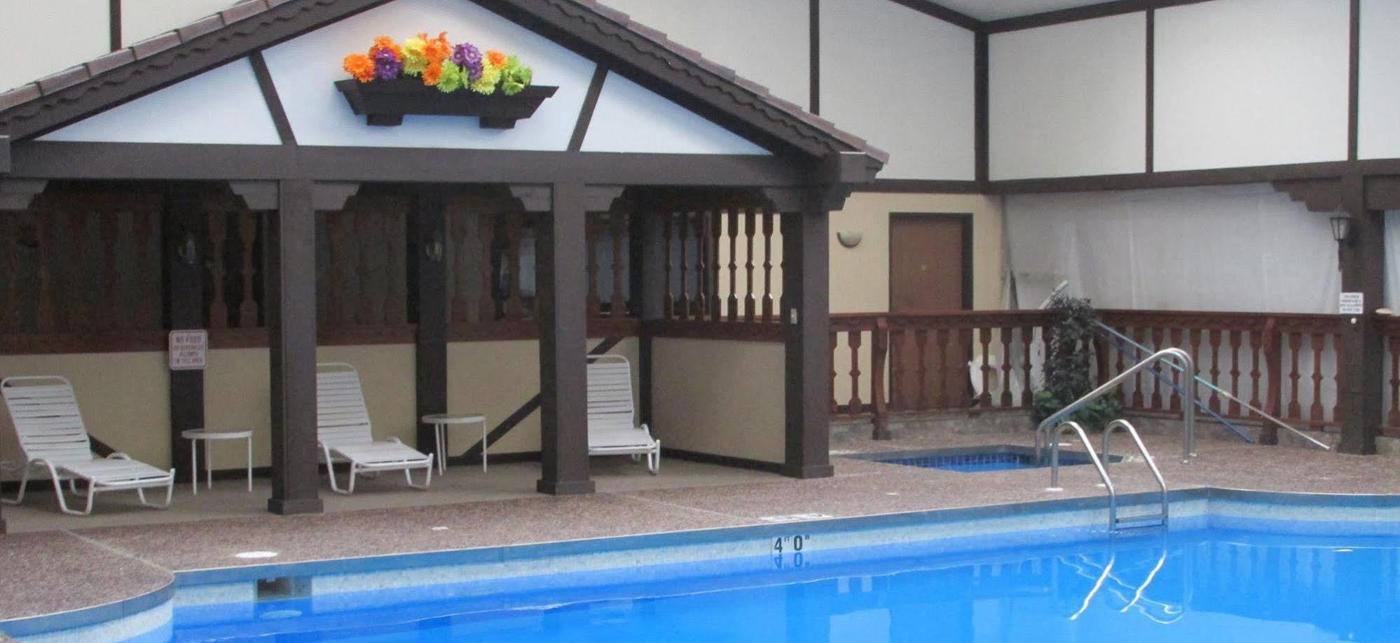 Shawano Four Seasons Resort Exterior photo